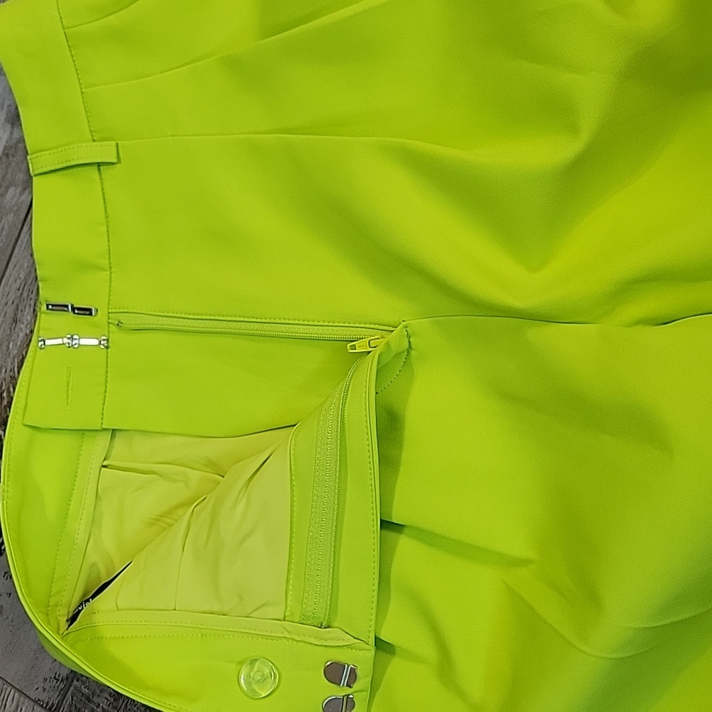 Lavish Alice Chartreuse Pants Size 2 - Picture 6 of 9